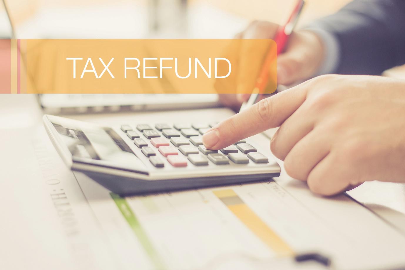 Adjustment of an Income tax refund Max Life Insurance